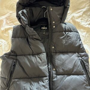 Alo Black Puffer Vest